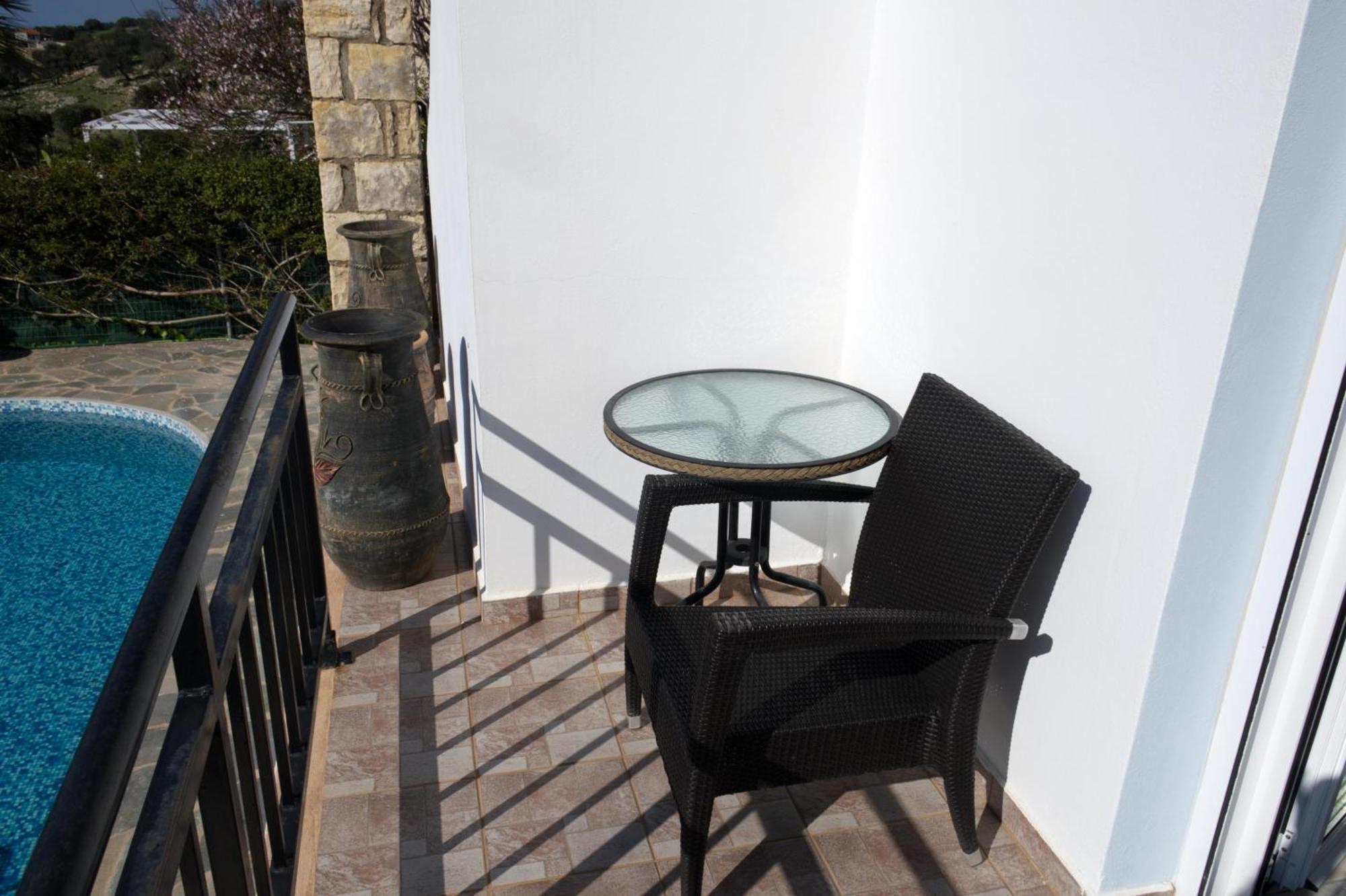 Gemuetliche Villa Mailin Priv. Pool Schoene Aussicht Skouloufia Bagian luar foto